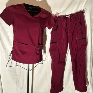 KIO Scrub Set, Top Sz XS, Bottom S